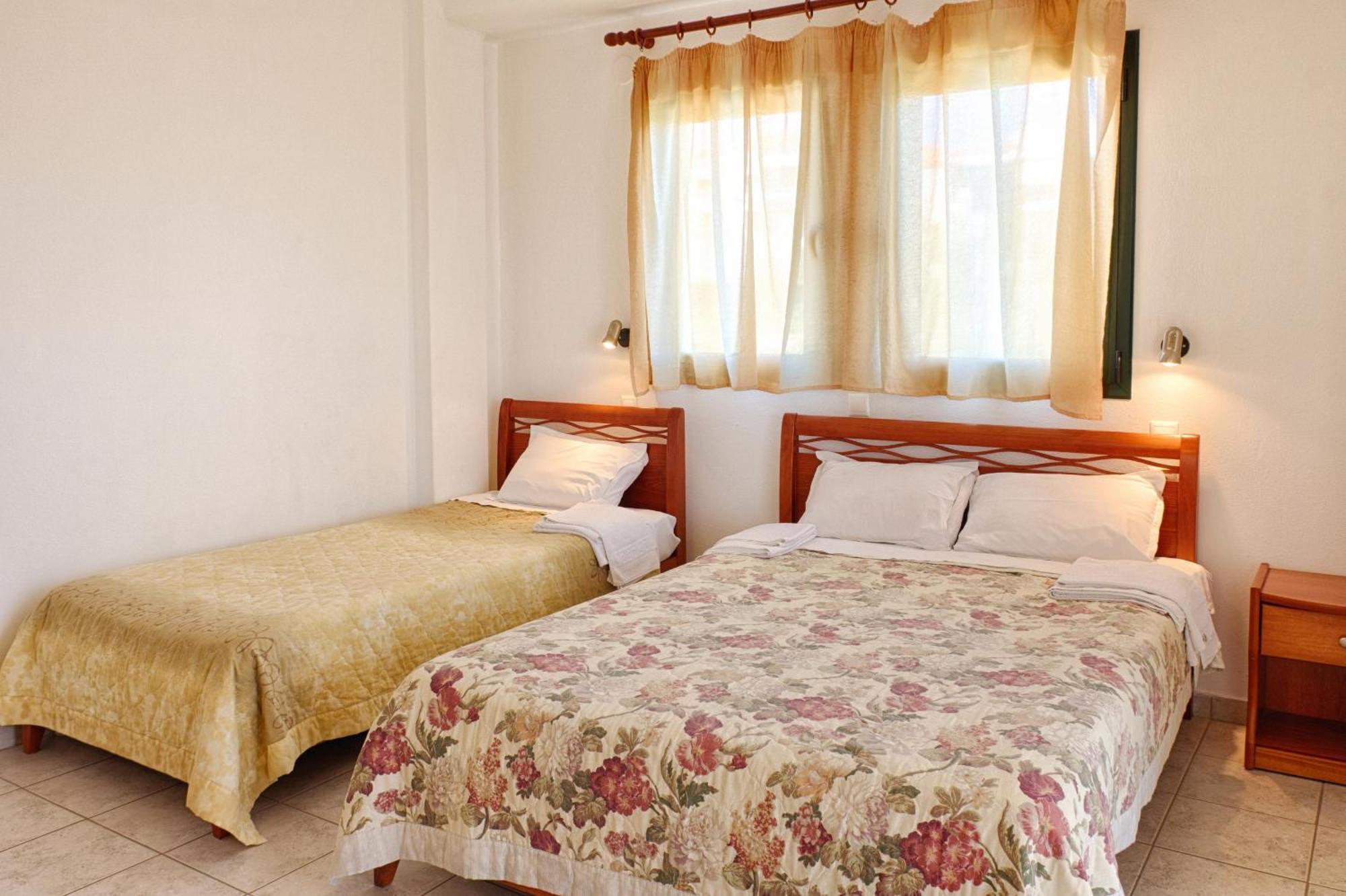 Estia Studios Kriopigi Habitación foto